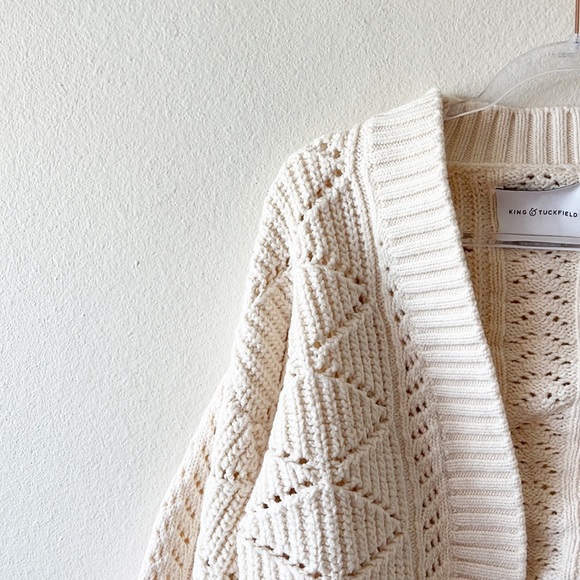 KING & TUCKFIELD Pointelle Knit Merino Wool Cardigan In Cream - Picture 3 of 9